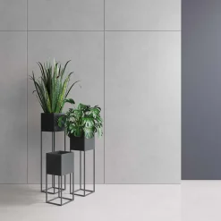 Donice, Osłonki I Kwietniki^Kwietnik metalowy czarny LORIENTS 87 cm