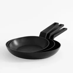 Discount Patelnia na indukcję czarna OLIO 20 cm
