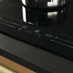 WHIRLPOOL Płyty Kuchenne^Płyta indukcyjna 6 zmysł WFS5060CPBF