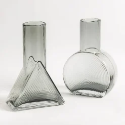 Sale Wazon szklany geometryczny szary 23 cm