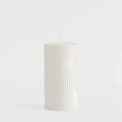 Sale inny Świeca walec boho biała 6,5x14 cm